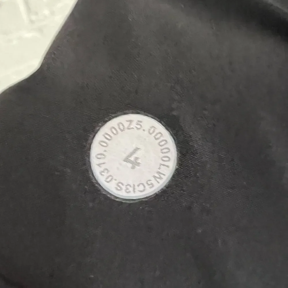 Lululemon Essential High-Rise Trouser Black (First Release) Size 4